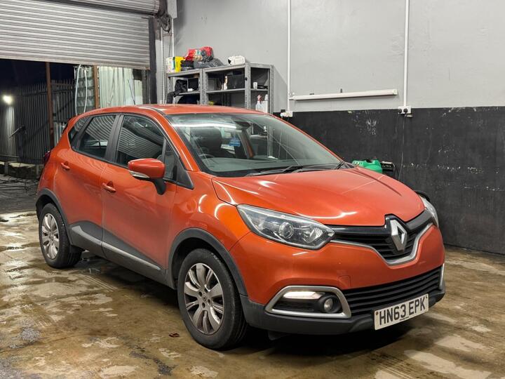 Renault Captur 1.5 DCi ENERGY Expression + Convenience Euro 5 (s/s) 5dr