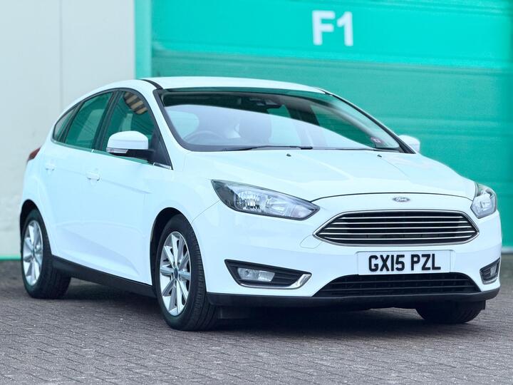 Ford Focus 1.6 Titanium Powershift Euro 6 5dr
