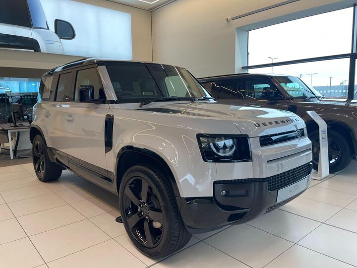 Land Rover Defender 110 3.0 D250 MHEV X-Dynamic SE Auto 4WD Euro 6 (s/s) 5dr