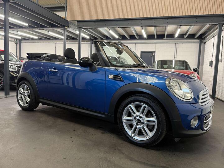MINI Convertible 1.6 Cooper Euro 6 (s/s) 2dr