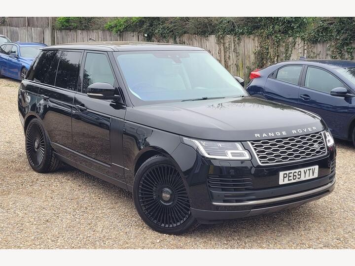 Land Rover Range Rover 3.0 SD V6 Vogue Auto 4WD Euro 6 (s/s) 5dr Land Rover Range Rover 3.0 SD V6 Vogue Auto 4WD Euro 6 (s/s) 5dr