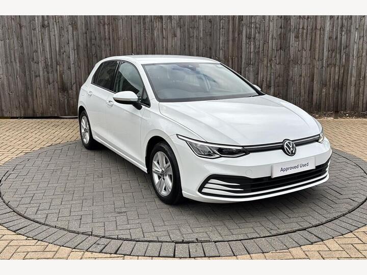 Volkswagen Golf 1.5 TSI Life Euro 6 (s/s) 5dr Volkswagen Golf 1.5 TSI Life Euro 6 (s/s) 5dr