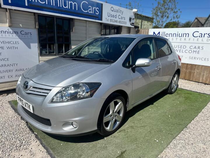 Toyota Auris 1.6 V-Matic SR Euro 5 5dr Toyota Auris 1.6 V-Matic SR Euro 5 5dr