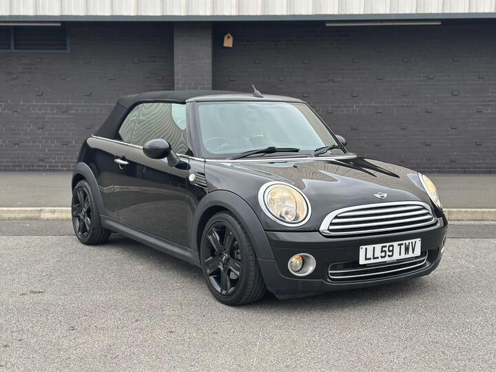 MINI Convertible 1.6 Cooper Auto Euro 4 2dr