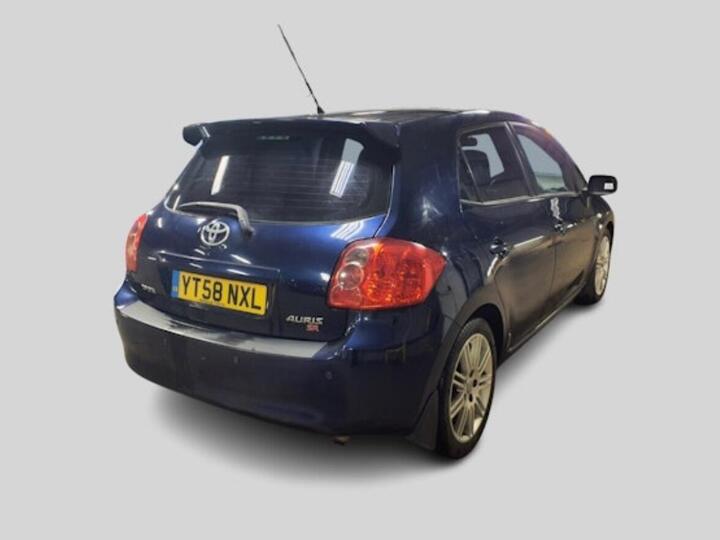 Toyota Auris 1.6 VVT-i SR 5dr Toyota Auris 1.6 VVT-i SR 5dr