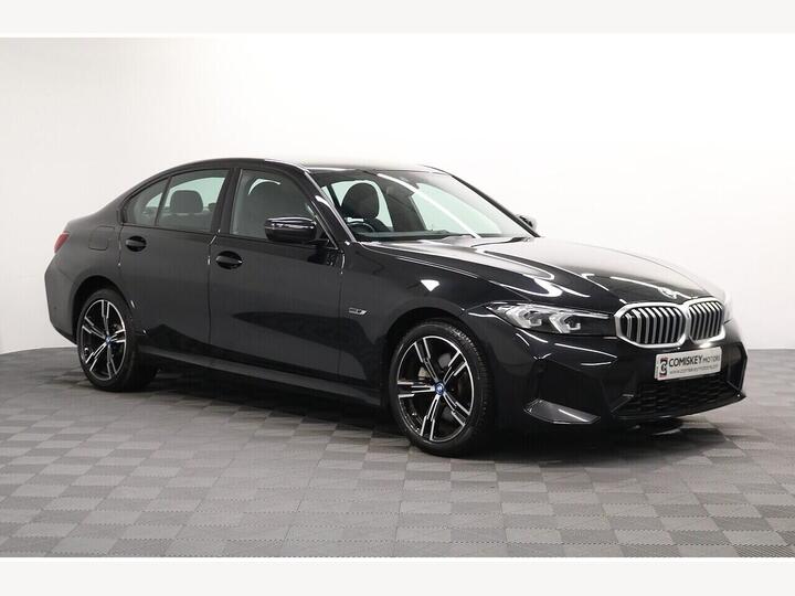 BMW 3 Series 2.0 330e 12kWh M Sport Auto Euro 6 (s/s) 4dr BMW 3 Series 2.0 330e 12kWh M Sport Auto Euro 6 (s/s) 4dr