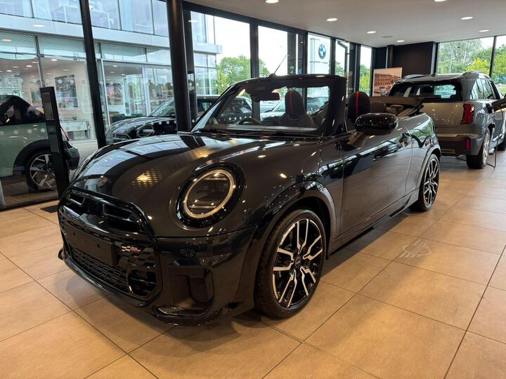 MINI Cooper Convertible 2.0S Sport Steptronic Euro 6 (s/s) 2dr