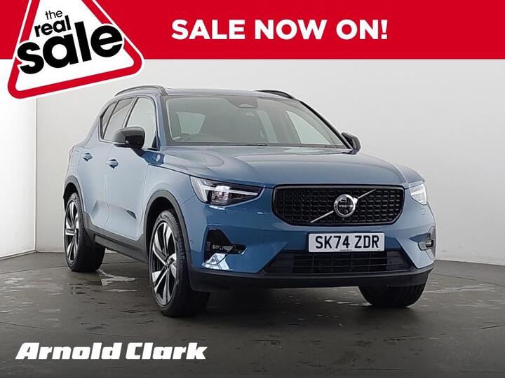 Volvo XC40 2.0 B4 MHEV Ultra Dark DCT Auto Euro 6 (s/s) 5dr