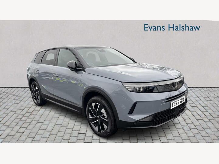 Vauxhall GRANDLAND HATCHBACK 1.2 Hybrid [136] Ultimate 5dr E-DCT6 [Pan Roof]