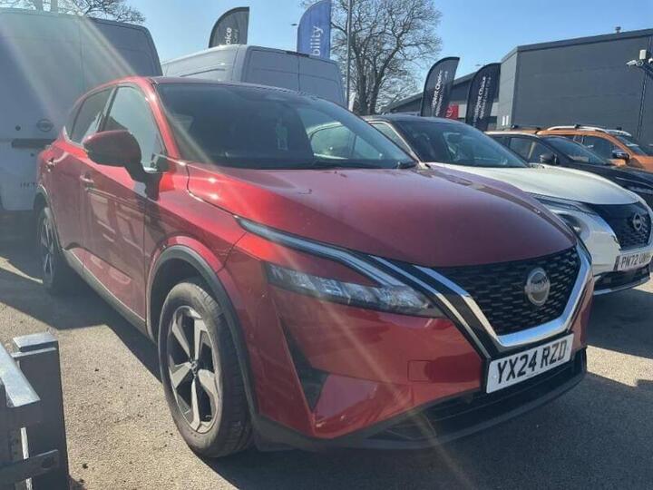 Nissan Qashqai 1.3 DIG-T MHEV N-Connecta XTRON Euro 6 (s/s) 5dr