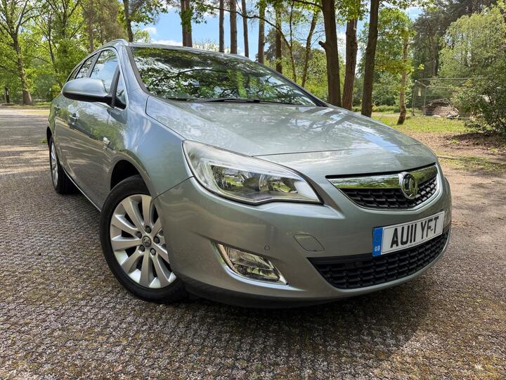 Vauxhall Astra 2.0 CDTi SE Sports Tourer Auto Euro 5 5dr