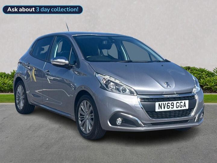 Peugeot 208 1.2 PureTech Signature Euro 6 (s/s) 5dr
