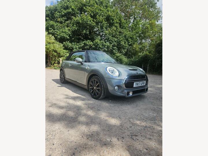 MINI Convertible 2.0 Cooper S Euro 6 (s/s) 2dr