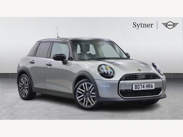 MINI Cooper SE 54.2kWh Classic Auto 5dr