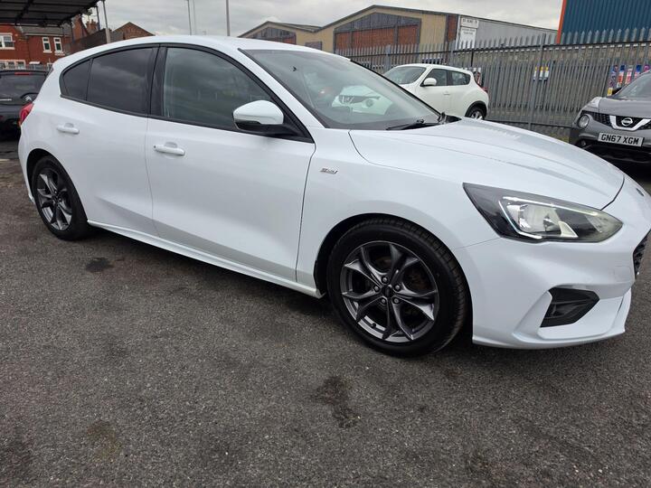 Ford Focus 1.0T EcoBoost ST-Line Euro 6 (s/s) 5dr