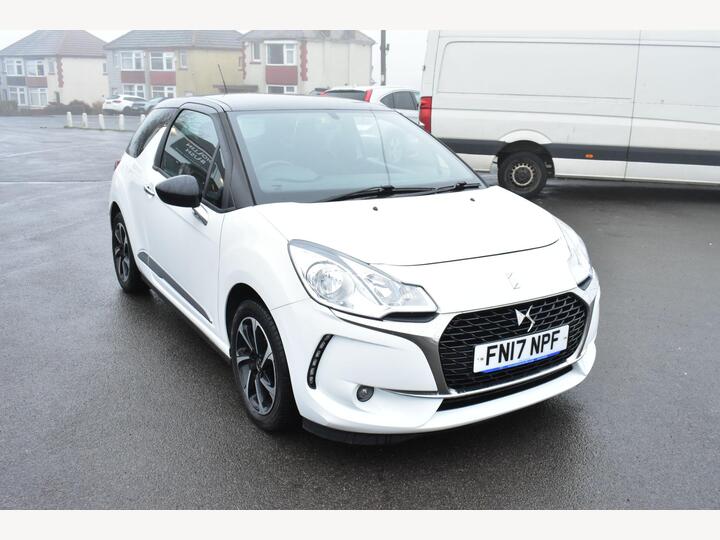 DS AUTOMOBILES DS 3 1.6 BlueHDi Elegance Euro 6 (s/s) 3dr DS AUTOMOBILES DS 3 1.6 BlueHDi Elegance Euro 6 (s/s) 3dr