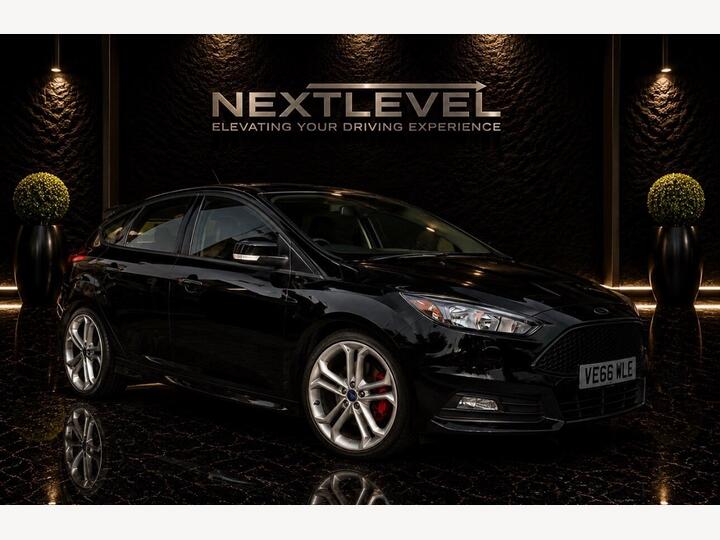 Ford Focus 2.0T EcoBoost ST-2 Euro 6 (s/s) 5dr