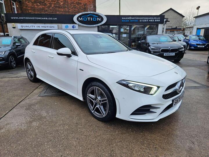 Mercedes-Benz A-CLASS 1.3 A250e 15.6kWh AMG Line (Executive) 8G-DCT Euro 6 (s/s) 5dr