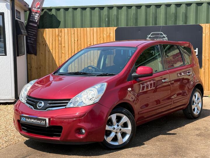 Nissan Note 1.6 16V Tekna Auto Euro 5 5dr