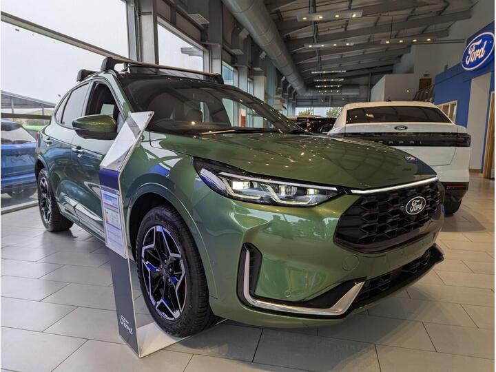 Ford Kuga 2.5 Duratec 14.4kWh ST-Line X CVT Euro 6 (s/s) 5dr