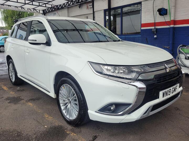 Mitsubishi Outlander 2.4h TwinMotor 13.8kWh Juro CVT 4WD Euro 6 (s/s) 5dr