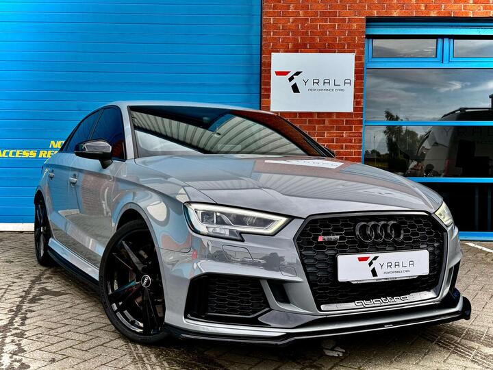 Audi RS 3 2.5 TFSI S Tronic Quattro Euro 6 (s/s) 4dr