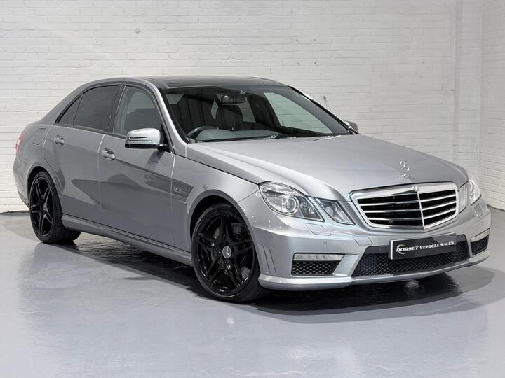 Mercedes-Benz E Class 6.2 E63 V8 AMG G-Tronic Euro 5 4dr