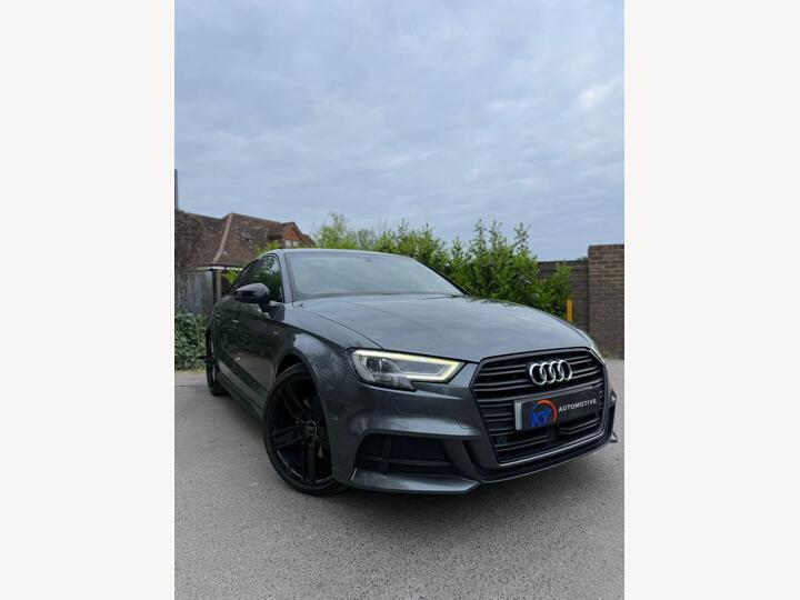 Audi A3 1.5 TFSI CoD Black Edition Euro 6 (s/s) 4dr