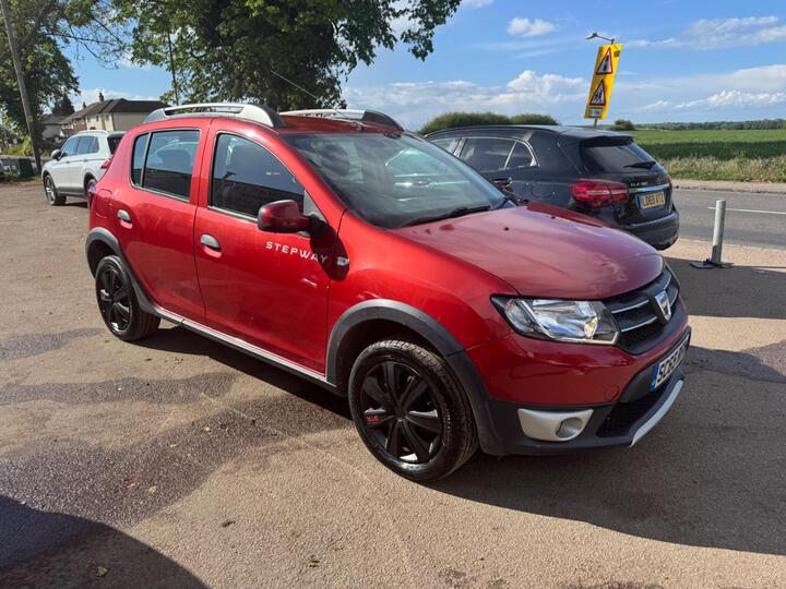 Dacia Sandero Stepway 1.5 DCi Laureate Euro 6 (s/s) 5dr