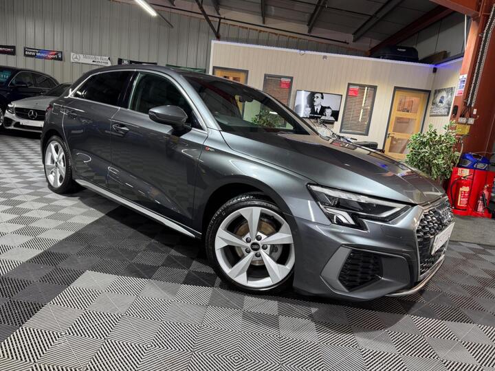 Audi A3 1.0 TFSI 30 S Line Sportback Euro 6 (s/s) 5dr
