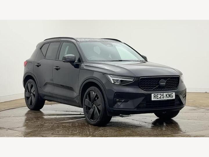 Volvo XC40 2.0 B4 MHEV Plus Black Edition DCT Auto Euro 6 (s/s) 5dr
