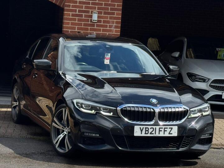 BMW 3 Series 2.0 330e 12kWh M Sport Auto Euro 6 (s/s) 4dr BMW 3 Series 2.0 330e 12kWh M Sport Auto Euro 6 (s/s) 4dr