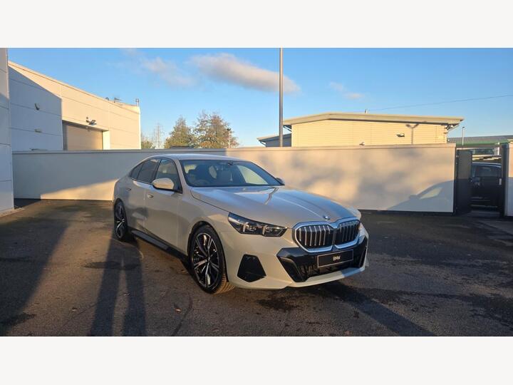 BMW 5 Series 2.0 520i MHT M Sport Steptronic Euro 6 (s/s) 4dr