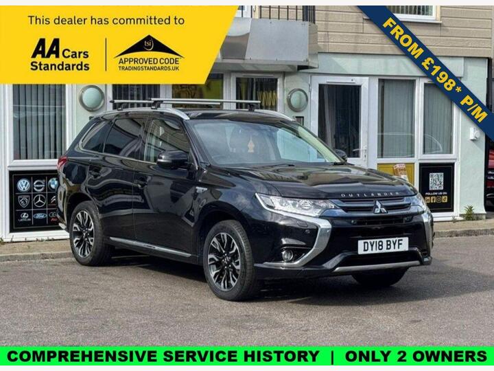 Mitsubishi OUTLANDER 2.0h 12kWh 5hs CVT 4WD Euro 6 (s/s) 5dr Mitsubishi OUTLANDER 2.0h 12kWh 5hs CVT 4WD Euro 6 (s/s) 5dr