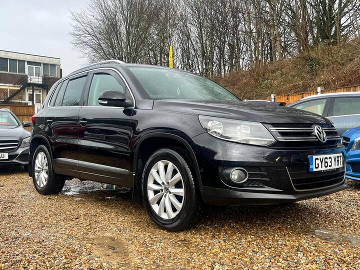 Volkswagen Tiguan 2.0 TDI BlueMotion Tech Match 4WD Euro 5 (s/s) 5dr
