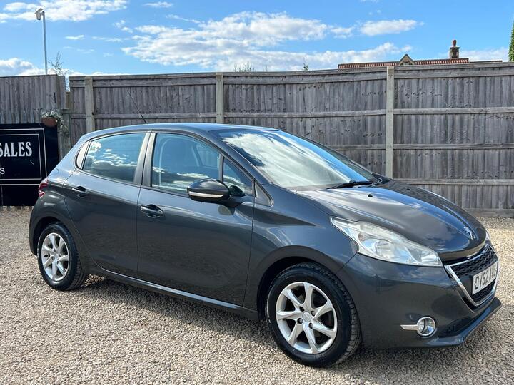Peugeot 208 1.2 VTi Active Euro 5 5dr