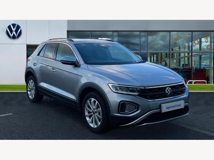 Volkswagen T-Roc 1.0 TSI Match Euro 6 (s/s) 5dr Volkswagen T-Roc 1.0 TSI Match Euro 6 (s/s) 5dr