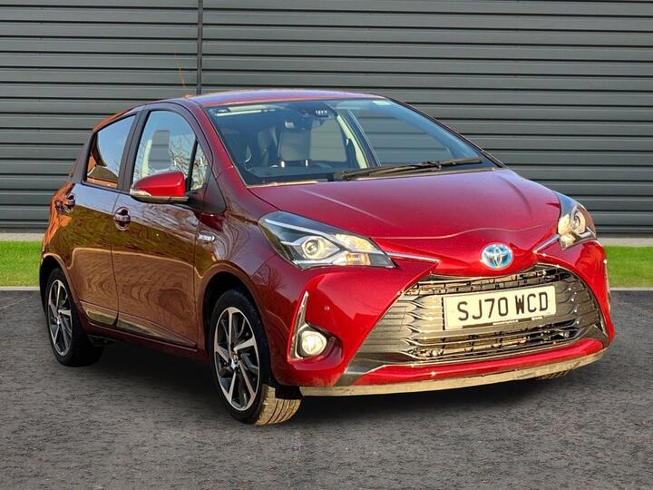 Toyota Yaris 1.5 VVT-h Y20 Bi-tone E-CVT Euro 6 (s/s) 5dr Toyota Yaris 1.5 VVT-h Y20 Bi-tone E-CVT Euro 6 (s/s) 5dr