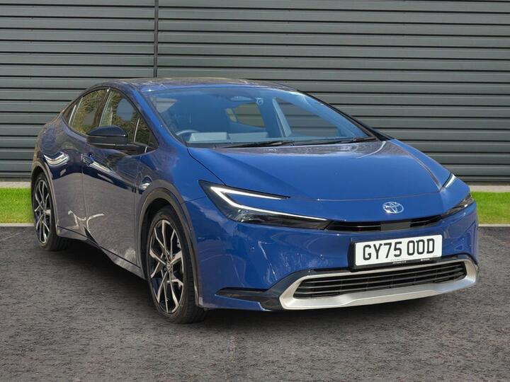 Toyota Prius 2.0 13.6kWh Excel CVT Euro 6 (s/s) 5dr
