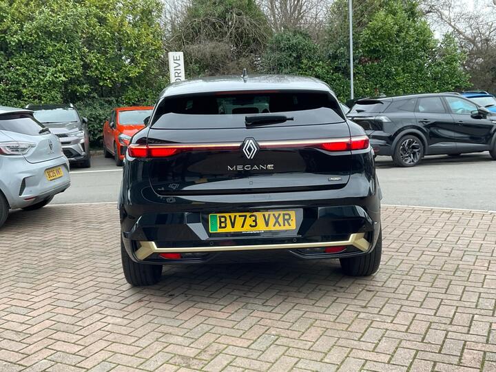 Renault Megane E-Tech 60kWh Iconic Auto 5dr (optimum Charge)