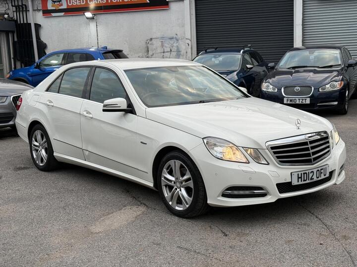 Mercedes-Benz E Class 2.1 E220 CDI BlueEfficiency Executive SE G-Tronic+ Euro 5 (s/s) 4dr