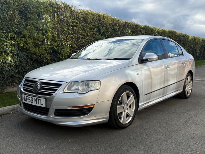 Volkswagen Passat 2.0 TDI R-Line Euro 5 4dr