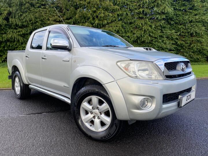 Toyota Hilux 3.0 D-4D Invincible 4WD 4dr
