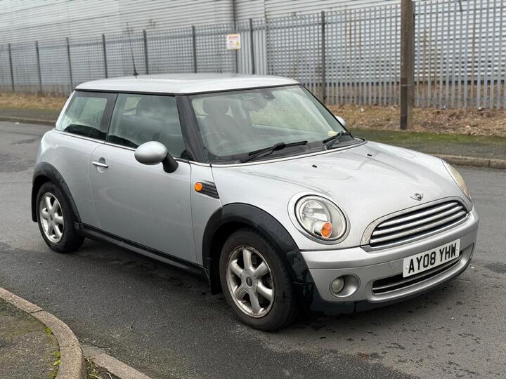 MINI Hatch 1.6 Cooper Steptronic Euro 4 3dr
