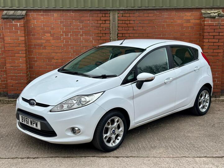 Ford Fiesta 1.25 Zetec 5dr