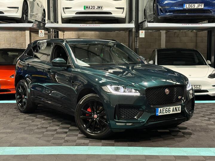 Jaguar F-PACE 3.0 D300 V6 S Auto AWD Euro 6 (s/s) 5dr