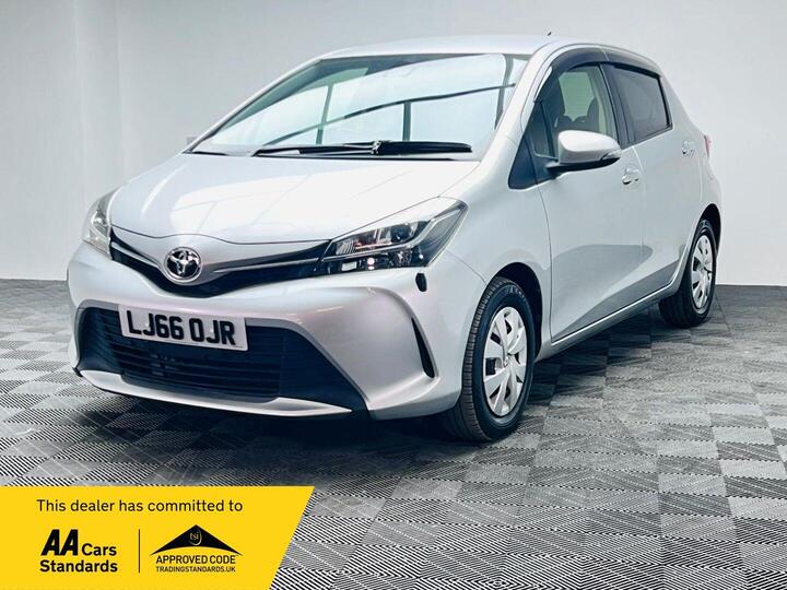 Toyota Yaris 1.33 Dual VVT-i TR Multidrive S Euro 5 5dr