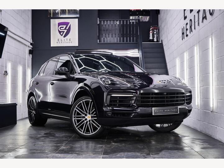 Porsche Cayenne 3.0T V6 TiptronicS 4WD Euro 6 (s/s) 5dr Porsche Cayenne 3.0T V6 TiptronicS 4WD Euro 6 (s/s) 5dr