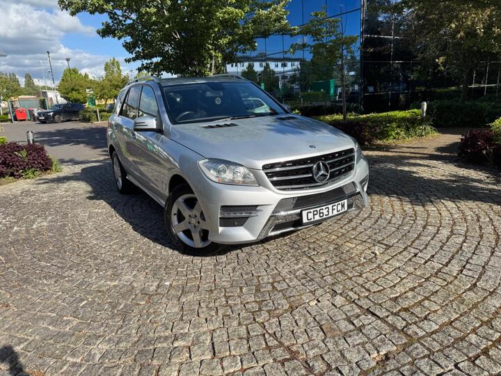 Mercedes-Benz M Class 2.1 ML250 BlueTEC AMG Sport G-Tronic 4WD Euro 6 (s/s) 5dr Mercedes-Benz M Class 2.1 ML250 BlueTEC AMG Sport G-Tronic 4WD Euro 6 (s/s) 5dr