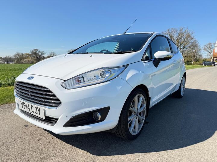 Ford Fiesta 1.0T EcoBoost Titanium Euro 5 (s/s) 3dr